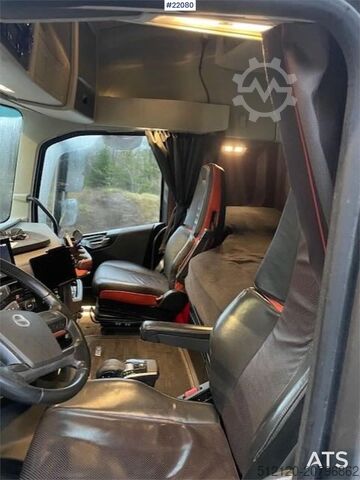 Přepravník dřeva Volvo FH16 750 6x4 timber truck with Epsilon M12 crane