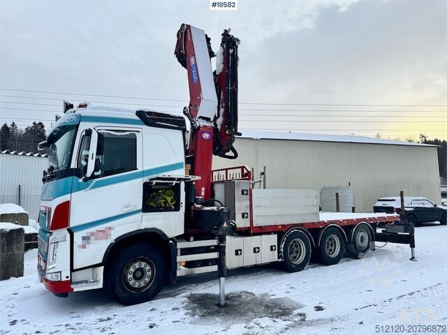 Crane Volvo FH540 8x4 Tridem Crane truck w/ 50 t/m HMF crane w