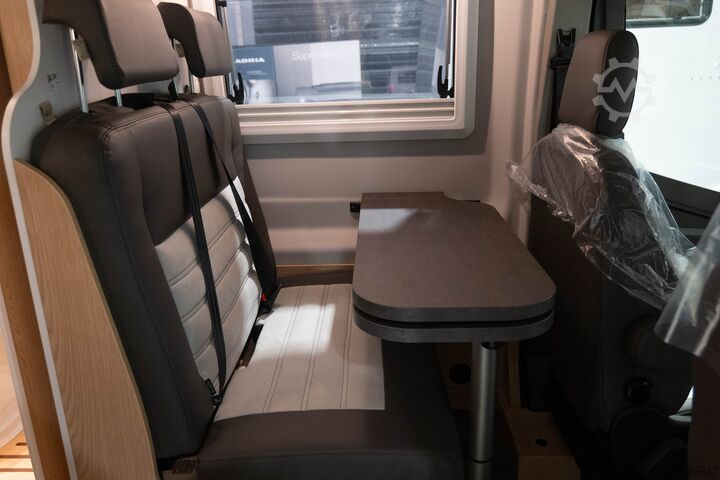 SUNLIGHT CLIFF 4X4 GREENTREK MINI VAN with W.C., new SUNLIGHT CLIFF 4X4 Greentrek