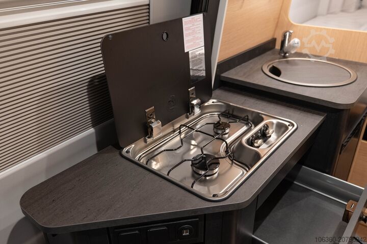 SUNLIGHT CLIFF 4X4 GREENTREK MINI VAN with W.C., new SUNLIGHT CLIFF 4X4 Greentrek