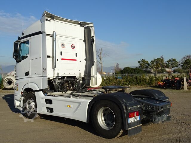 Standard traktor Mercedes-Benz ACTROS 1845