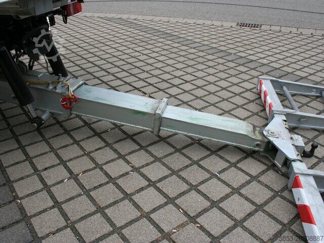 Takelwagen MAN TGM 18290 Bergefahrzeug mit HIAB Ladekran