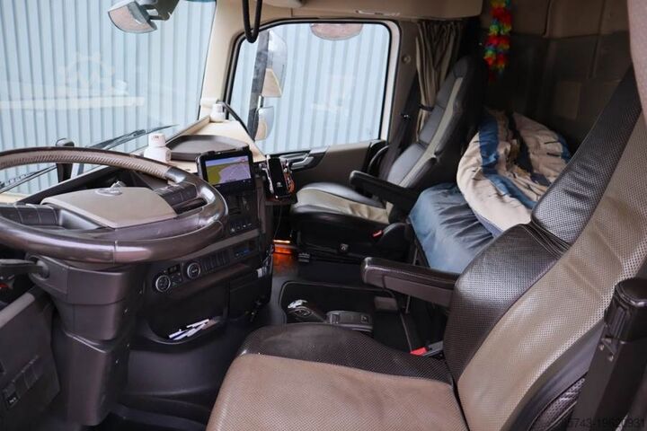Alle terrein kraan Effer 955/8S Volvo 540 Euro 6, Valid Inspection, 8x2x4 D