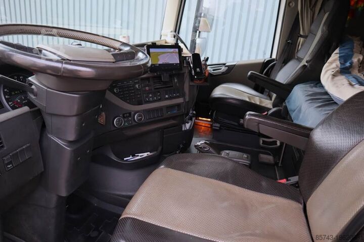 Alle terrein kraan Effer 955/8S Volvo 540 Euro 6, Valid Inspection, 8x2x4 D