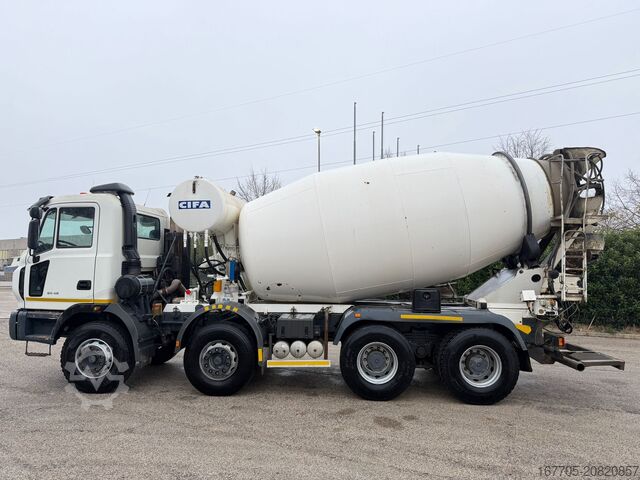 φορτηγό αναμικτήρας σκυροδέματος Astra HD8 84.48