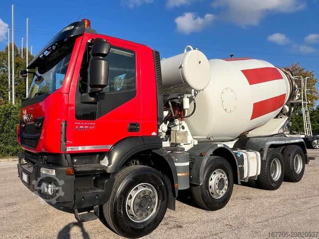 Autodomíchávač betonu Iveco Trakker 450