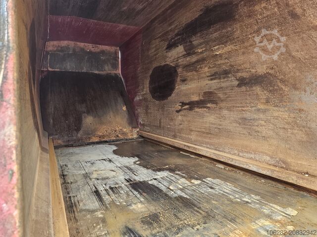 Garbage truck Volvo FL240 mit NTM 12cub K-2KMAXI 7.9+4.1 EUR