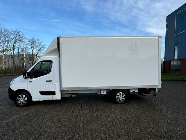Transporter with suitcase Renault Master Koffer mit Ladebordwand *Klima*
