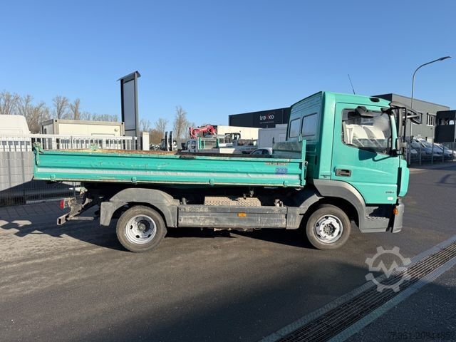 Driezijdige kipper bestelwagen MERCEDES-BENZ Atego 818 Kipper AHK Anhängerhydraulik