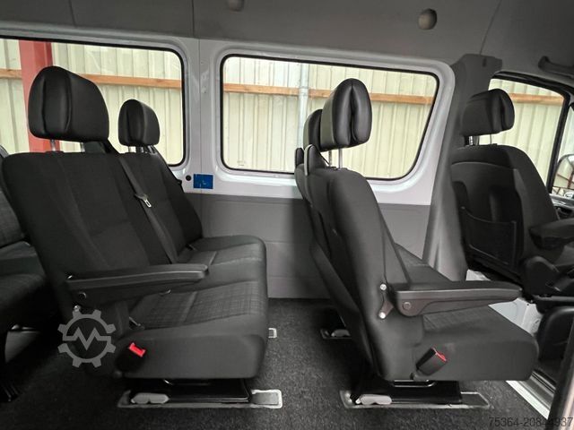 Minibús MERCEDES-BENZ Sprinter 213 BlueTEC 9 sitze Klima iebetür