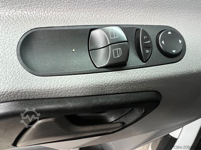 Minibús MERCEDES-BENZ Sprinter 213 BlueTEC 9 sitze Klima iebetür