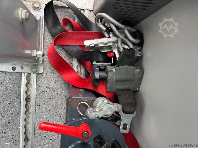 Minibús MERCEDES-BENZ Sprinter 311 Cdi Automatik L2H2 VDL 9Sitze Lift