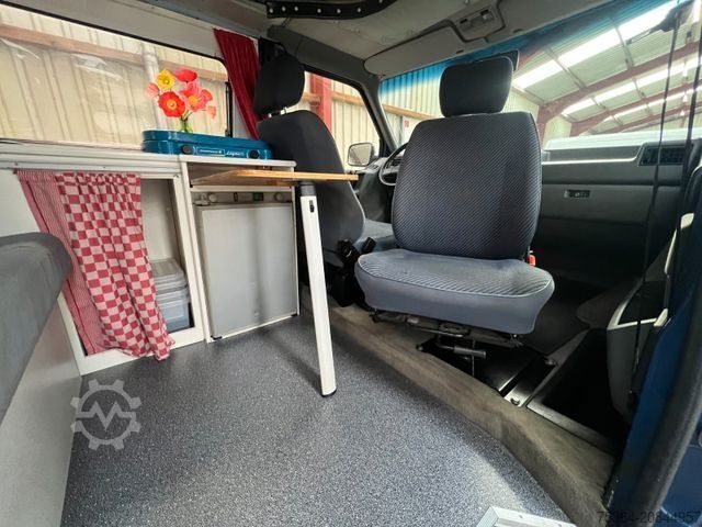 Caravana/autocaravana VOLKSWAGEN T4 Multivan 2.4 Diesel Wohnmobil GetriebeSchaden