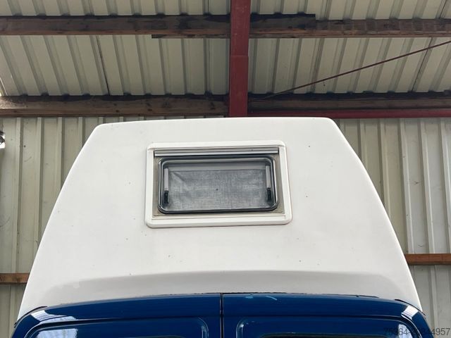 Caravana/autocaravana VOLKSWAGEN T4 Multivan 2.4 Diesel Wohnmobil GetriebeSchaden