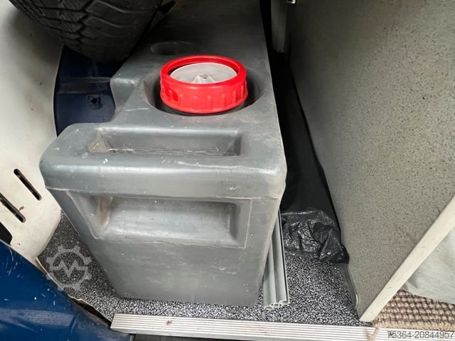 Caravana/autocaravana VOLKSWAGEN T4 Multivan 2.4 Diesel Wohnmobil GetriebeSchaden