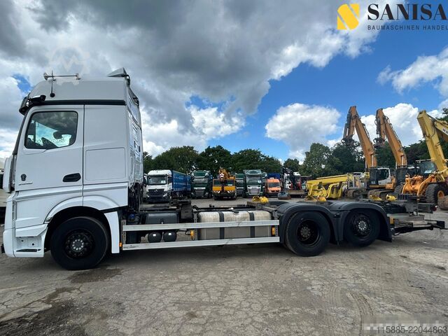 Wissellaadbak vrachtwagen Mercedes-Benz Actros 2548/Angel Mirror/TÜV:01.27/Xenon