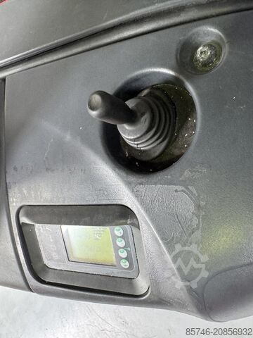 L 12 AC (1170) - Tilting Forks * DEMO !! LINDE L 12 AC ( 1170 ) - Tilting Forks * DEMO !!