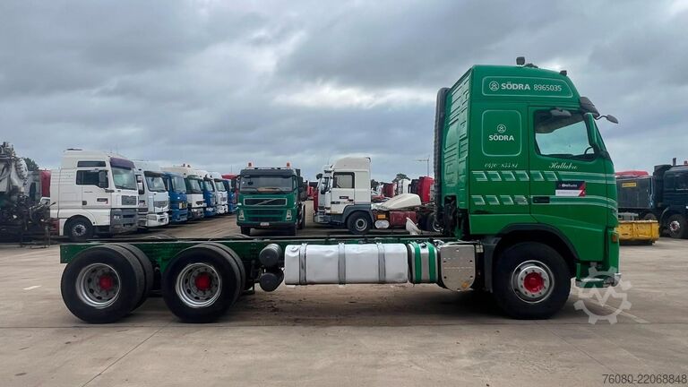 Șasiu cu cabină Volvo FH 520 (6X4 / LONG CHASSIS / FRONT STEEL)