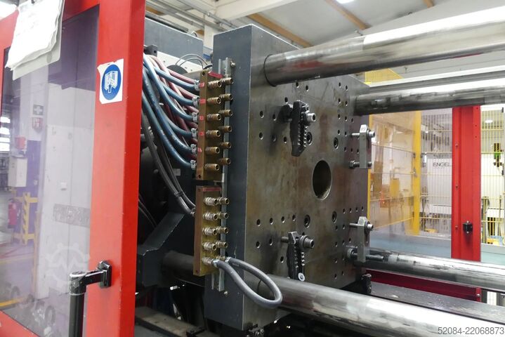 Spuitgietmachine FERROMATIK K-TEC 250s FERROMATIK MILACRON K-TEC 250s