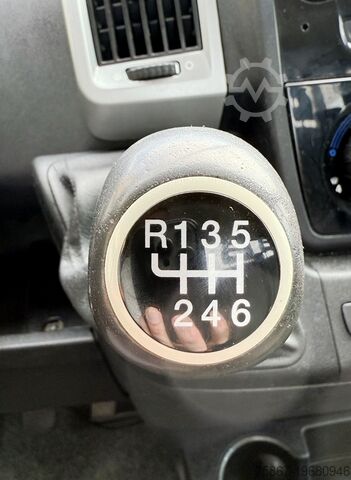 Truck with fixed body FIAT DUCATO MAXI 250