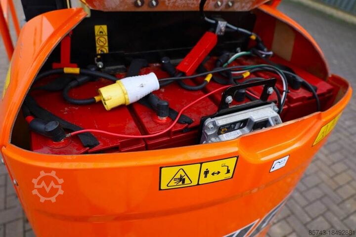 Scharnierende telescopische hoogwerker JLG TOUCAN 8E A Electric, 8.2m Working Height, 2.65m R