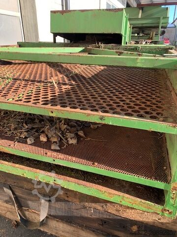 Standsieb / Schwingsichter Drevostroj TS 120