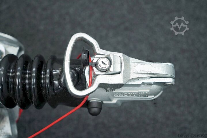 Veewagen Ifor Williams TA5 HD | 12x6 | RAMPE-/TÜR-KOMBI 372X156X183CM VIEHANHÄNGER | 2X LÜFTUNG