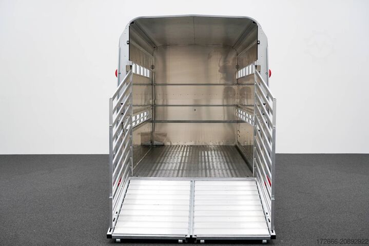 Veewagen Ifor Williams TA510 | 14x7 | RAMPE-/TÜR-KOMBI 434X178X214CM VIEHANHÄNGER | 2X LÜFTUNG