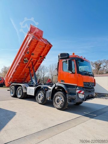 Driezijdige kipper MERCEDES-BENZ Arocs 4142 8x4 MEILLER Kipper Bordmatik