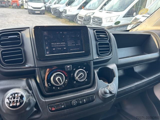 Vrachtwagen met bakwagen FIAT Ducato  Koffer+LBW*Navi*Klima*Kamera*140PS*Top*