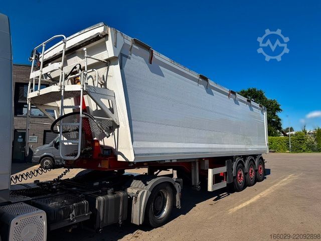 Sklopný návěs BENALU Bulkliner 95 S 50 m³ Agrar