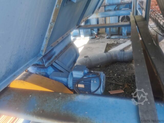 Centrale afzuiging 2 ventilatoren + silo ELBH 21.000 m3/hr. + silo