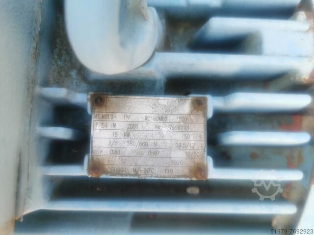 Centrale afzuiging 2 ventilatoren + silo ELBH 21.000 m3/hr. + silo