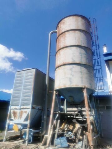 Centrale afzuiging 2 ventilatoren + silo ELBH 21.000 m3/hr. + silo