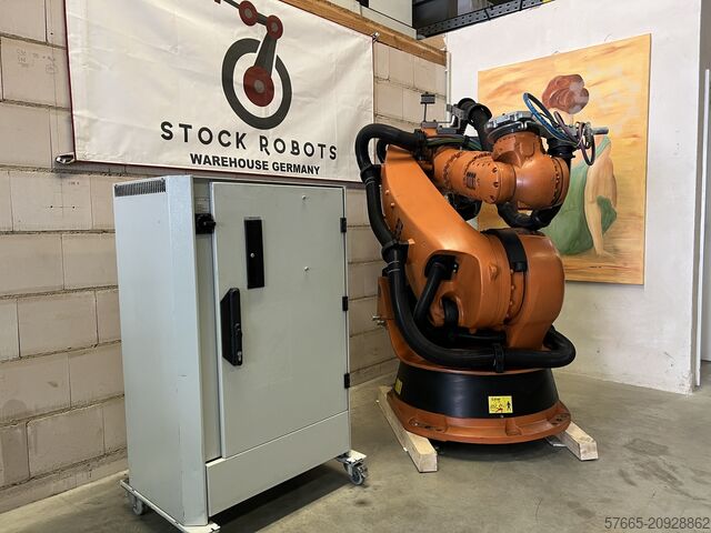 Robô industrial KUKA KR240 L180 KRC2 ED05
