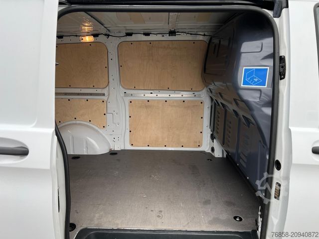 Fourgon tôlé MERCEDES-BENZ eVito KA Lang 3Sitzer Kamera Navi Flügeltüren