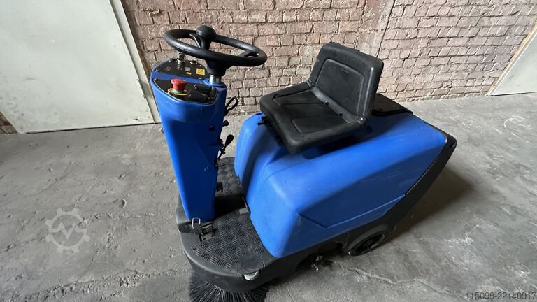 Padlócsiszoló gép Nilfisk Floortec R360B