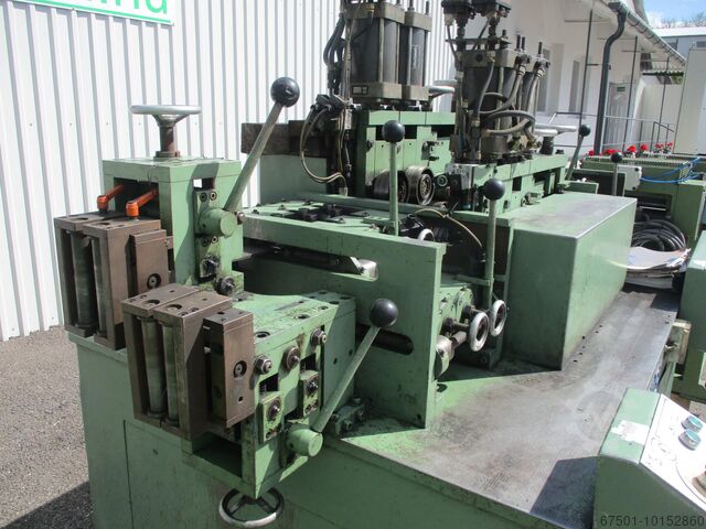 Rollenaanvoer- en rechtzetmachine ALBA GEORG Vorschub Richtmaschine (2192)