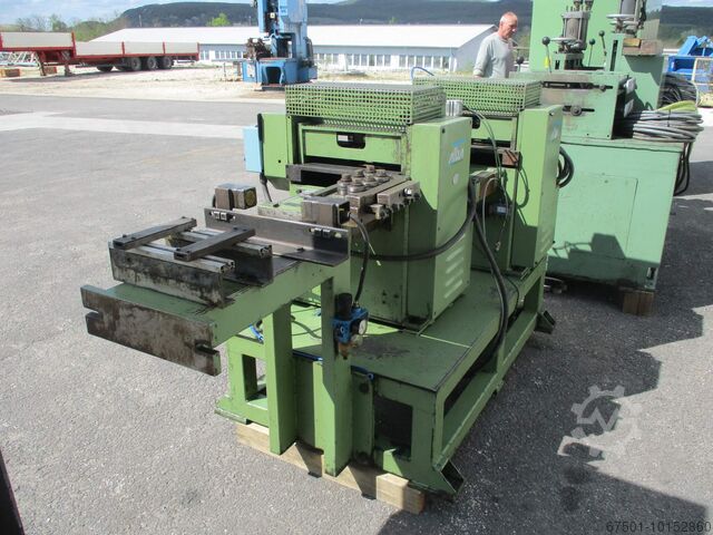 Rollenaanvoer- en rechtzetmachine ALBA GEORG Vorschub Richtmaschine (2192)