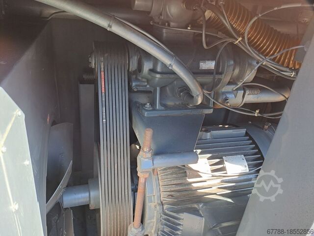 Vidalı kompresör Kaeser CS121 75 kW