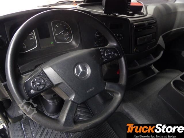 Caminhão frigorífico  Atego 1530 L mit Aggregat