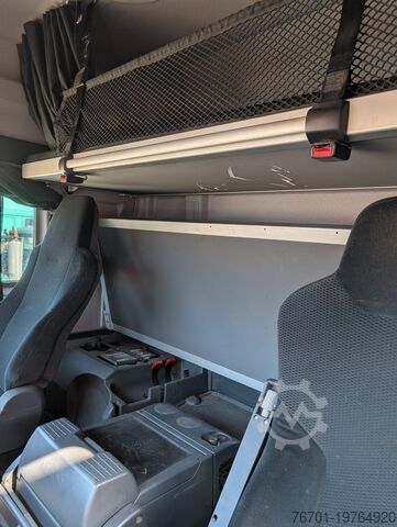 Volume SZM MAN TGX 18.480 Lowliner Hubsattelplatte