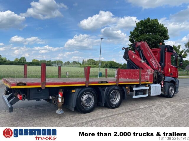 Platós teherautó Mercedes-Benz Antos 2543 L 6x2, Liftachse, Kran Fassi