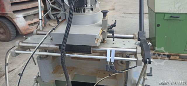 ALUMA PANTO 10 MILLING AND COPIING MACHI LISI ITALY PANTO 10