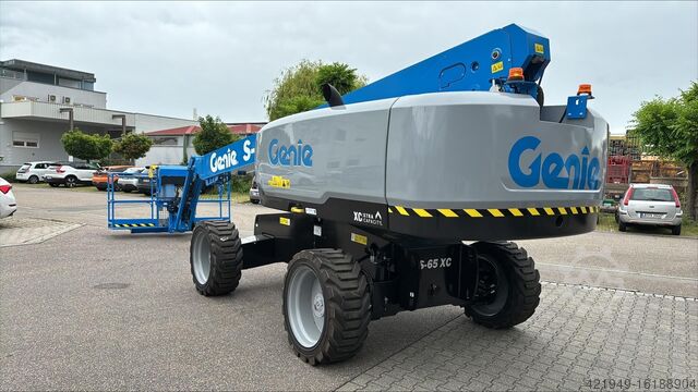 Teleskoparbeitsbühne Genie S-65 XC