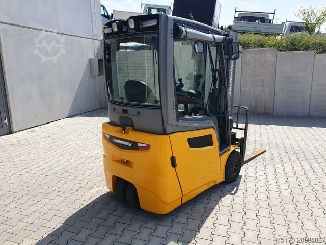 Wózek widłowy czołowy JUNGHEINRICH EFG 215 / Triplex: 4.25m! / SS / nur 2.184h!