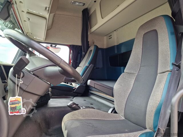 βαλίτσα Volvo FM 370 Globetrotter 6x2*4 - Box with sidedoors ...