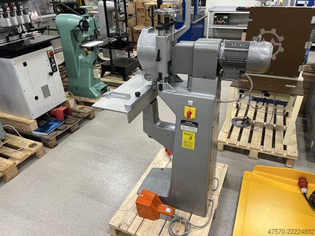 Industriële naaimachine Hohner Economy 25/40 Wire Stitcher