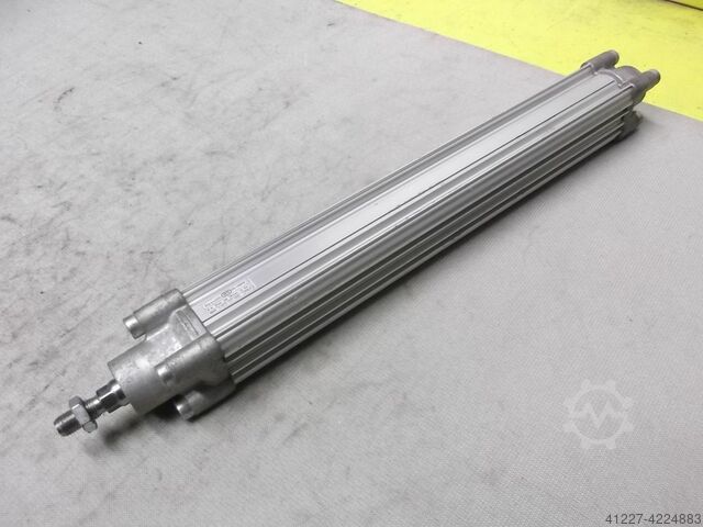 Cilindros pneumáticos Rexroth 0 822 121 009