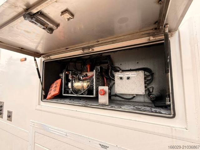 Dobozos félpótkocsi  Burgers Doppelstock- ZL + 1 Jahr Garantie